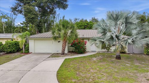 6233 Rockefeller Ave, SARASOTA, FL, 34231-8217 | Card Image