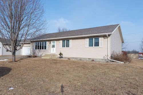 204 4th St, Nicollet, MN, 56074-2085 | Card Image