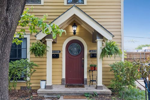 4009 Roswell Street, Dallas, TX, 75219 | Card Image