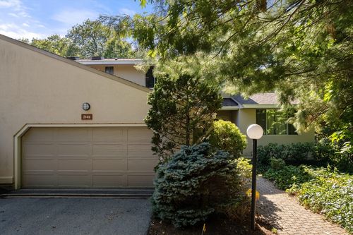 apt-b-214 Allandale Rd, Chestnut Hill, MA, 02467-3279 | Card Image