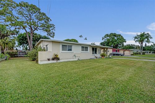 441 Nw 33rd Ter, Lauderhill, FL, 33311-8467 | Card Image