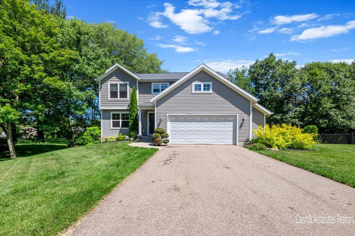 Wild Creek Dr, Holland, MI 49423