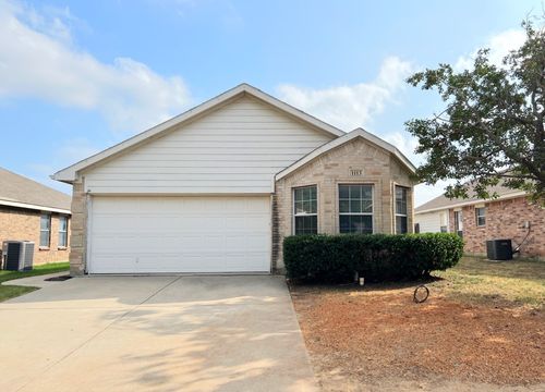 1113 Maplewood Ln, Crowley, TX, 76036-4306 | Card Image