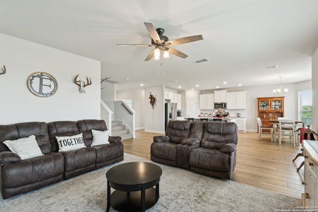 402 Devnet Fld, House other with 4 bedrooms, 3 bathrooms and null parking in Cibolo TX | Image 9