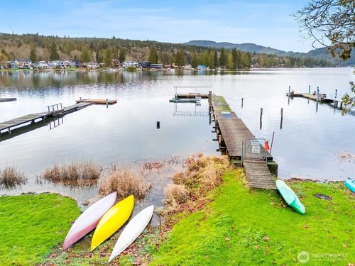 299 Friday Creek Rd, Bellingham, WA, 98229-9331 | Card Image