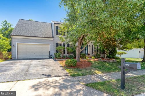 17701 Avenel Ln, DUMFRIES, VA, 22026-4569 | Card Image