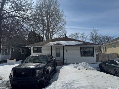 71 22nd St E, Prince Albert, SK, S6V1M8 | Card Image