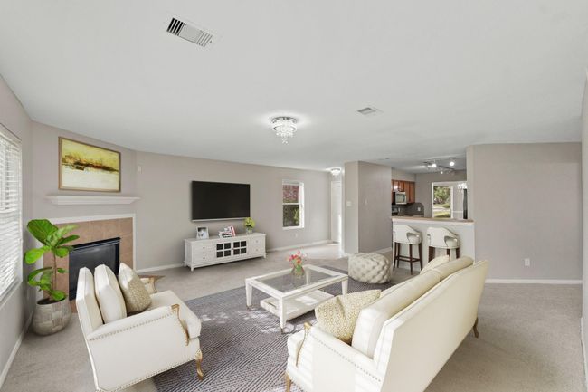 Virtual Staged: Living Room | Image 8