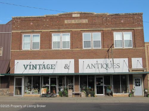 67 S Central Ave, Beach, ND, 58621 | Card Image