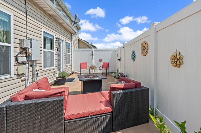 1071 Muna Ct, Townhouse with 3 bedrooms, 3 bathrooms and 3 parking in Spring Hill TN | Image 32