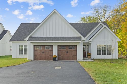 3950 Logan Ct, Hilliard, OH, 43026-3204 | Card Image