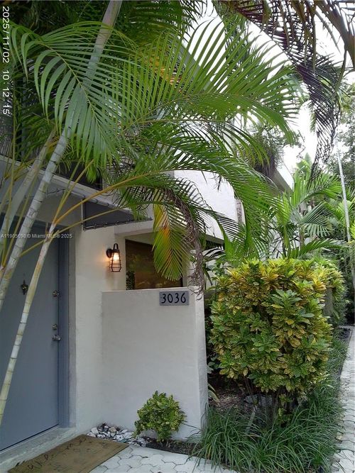 5-3036 Sw 27th Ave, Miami, FL, 33133-4626 | Card Image
