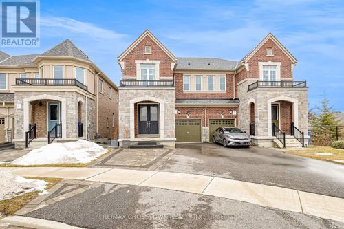 38 Richard Boyd Dr, Holland Landing, ON, L9N0S6 | Card Image