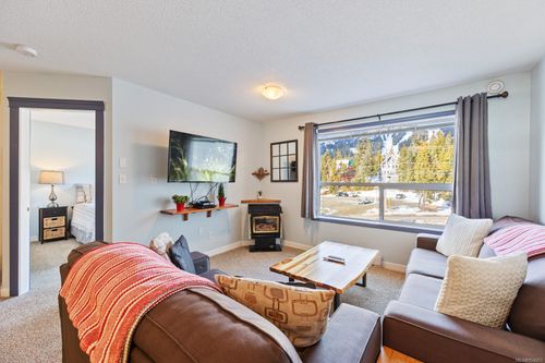 305-1105 Henry Rd, Courtenay, BC, V9J1L0 | Card Image