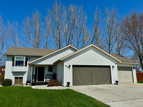 1509 Meadowlark Ct, Thief River Falls, MN, 56701-2550 | Card Image