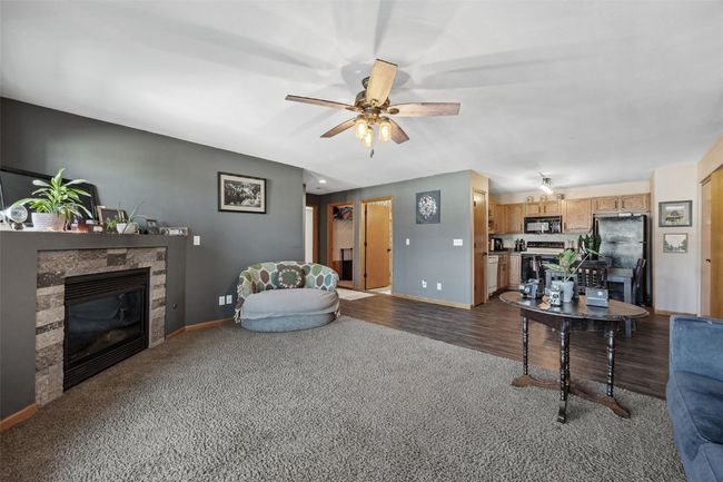 UNIT-5 - 6715 Creekside Dr, Condo with 2 bedrooms, 1 bathrooms and null parking in Cedar Rapids IA | Image 7