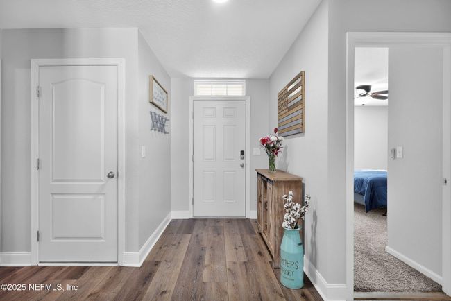 1757 Eagle View Way, House other with 3 bedrooms, 2 bathrooms and null parking in MIDDLEBURG FL | Image 4