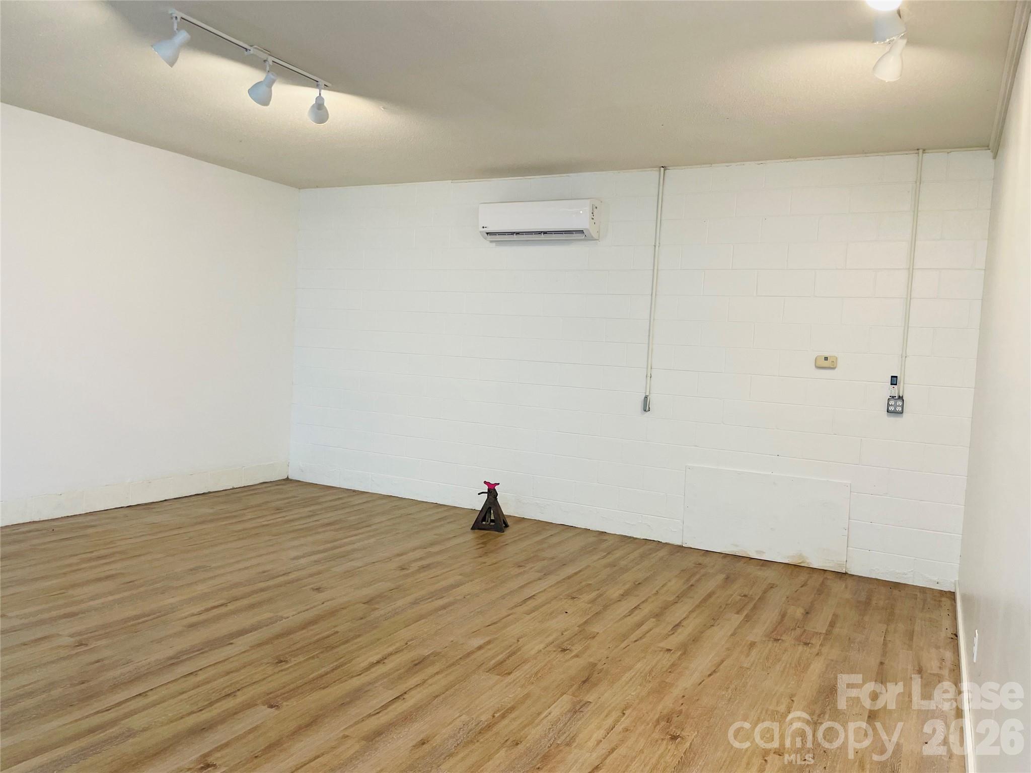 Commercial Lease in Mooresville 5