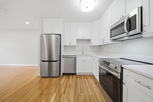 8-1-11 Schubert Street, Boston, MA, 02131 | Card Image