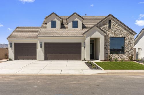 2401 Patricia Dr, Santa Clara, UT, 84765 | Card Image