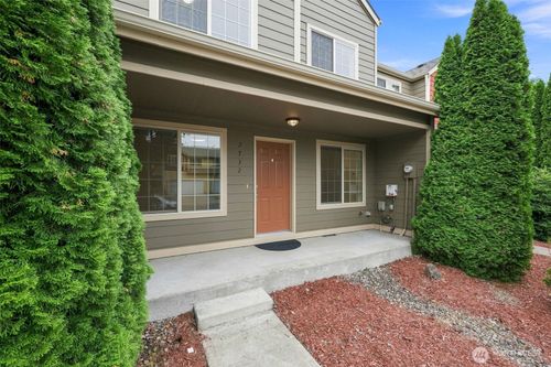 2732 Hidden Springs Loop Se, Lacey, WA, 98503-4031 | Card Image