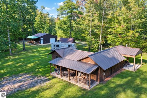 5113 Sawyer Ln, Rose City, MI, 48654-9506 | Card Image