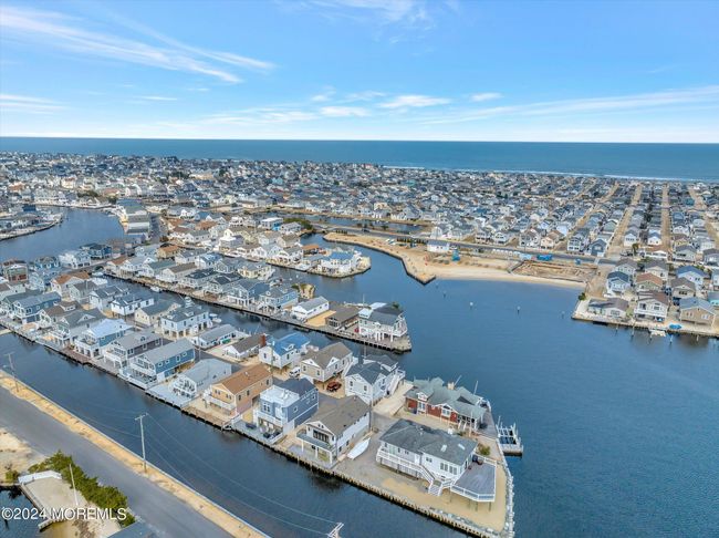3309 Moonrise Ln, House other with 3 bedrooms, 2 bathrooms and null parking in Lavallette NJ | Image 56