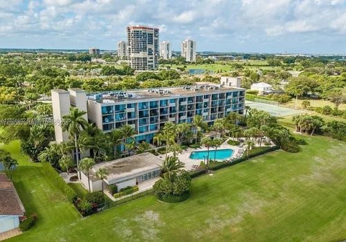 apt-118-1830 Embassy Dr, West Palm Beach, FL, 33401-1926 | Card Image