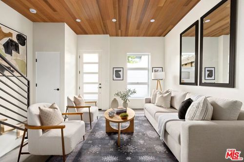 102-1011 N Ogden Dr, West Hollywood, CA, 90046-6104 | Card Image