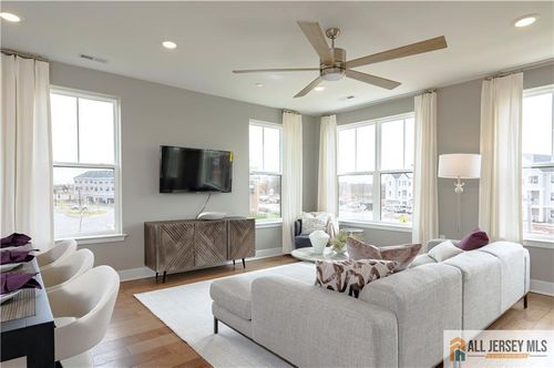 139 John Vanzandt Dr, Titusville, NJ, 08560-2439 | Card Image