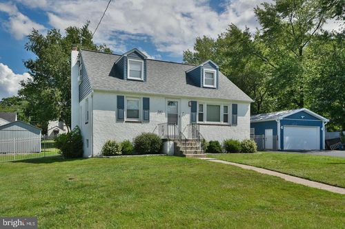 541 Highland Ave, FEASTERVILLE TREVOSE, PA, 19053-6025 | Card Image