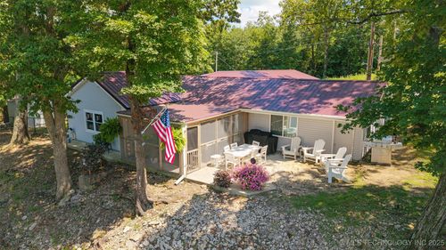 63030 E 157 Rd, Wyandotte, OK, 74370-2308 | Card Image