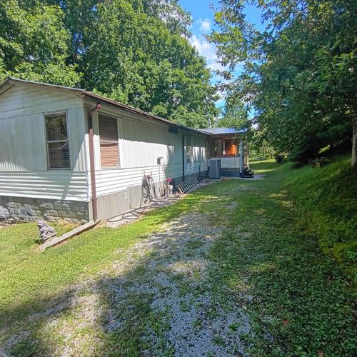 183-183 Shoemaker Ln, Monticello, KY, 42633-7454 | Card Image