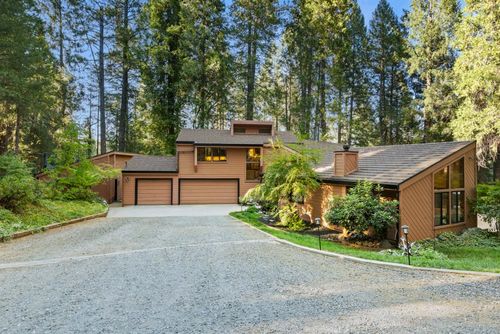 13011 Admiral Lane, Grass Valley, CA, 95945 | Card Image