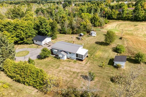 1052 Moscow Rd, Yarker, ON, K0K3N0 | Card Image