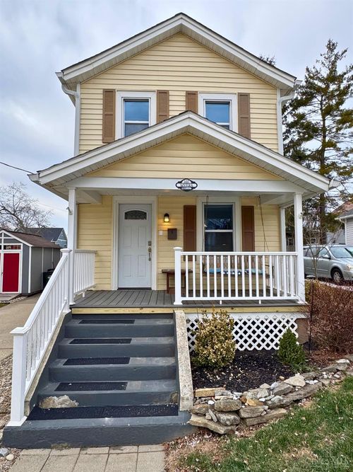 107 Parkview St, Lebanon, OH, 45036-2242 | Card Image