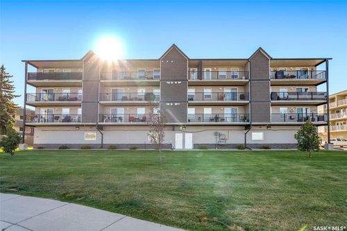 208-2761 Woodbridge Dr, Prince Albert, SK, S6V3Z9 | Card Image