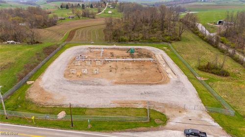 72018 Uniontown Flushing Rd, Saint Clairsville, OH, 43950-9634 | Card Image