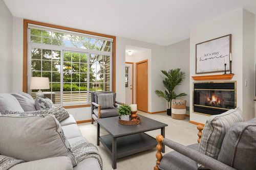 10922 Bush Lake Rd, Bloomington, MN, 55438-2666 | Card Image