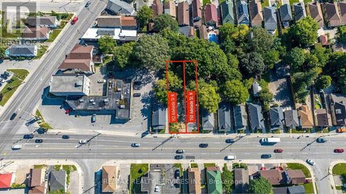 152 Adelaide St N, London, ON, N6B3G8 | Card Image