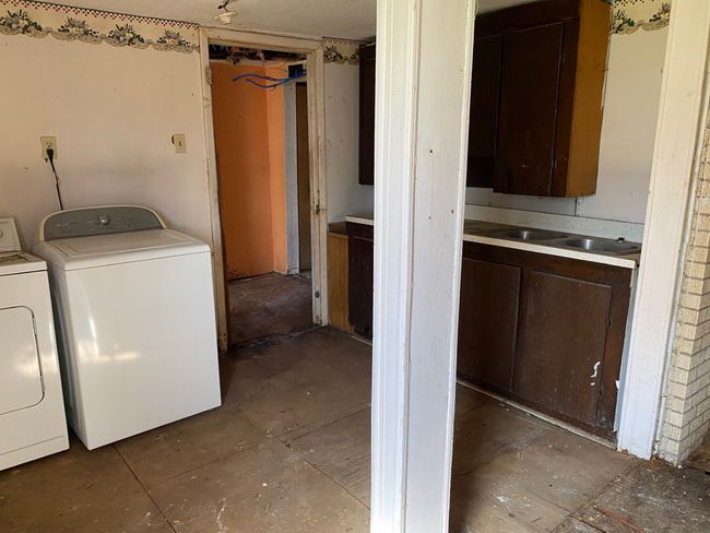 501 S Clay St, House other with 3 bedrooms, 2 bathrooms and null parking in Henrietta TX | Image 16