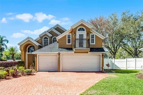 352 Misty Oaks Run, CASSELBERRY, FL, 32707-2815 | Card Image