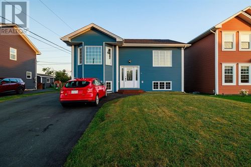 9 Ronald Dr, Conception Bay South, NL, A1X0G5 | Card Image