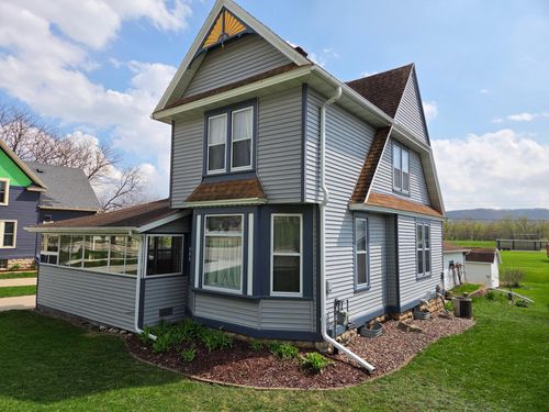 404 W Stevens Ave, Rushford, MN, 55971-9102 | Card Image