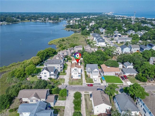 9509 14 Th Bay St, House attached with 4 bedrooms, 3 bathrooms and null parking in Norfolk VA | Image 44
