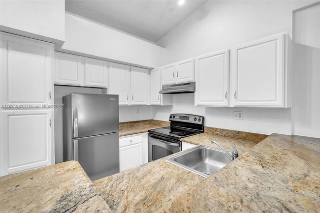 APT-20203 - 811 Lyons Rd, Condo with 2 bedrooms, 2 bathrooms and null parking in Coconut Creek FL | Image 8