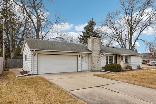 3804 6th Avenue, South Milwaukee, WI, 53172 | Card Image