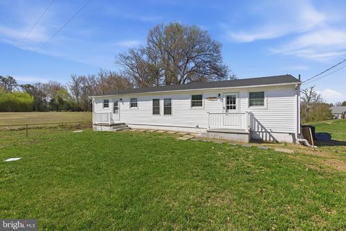 20287 Ridge Rd, COLONIAL BEACH, VA, 22443-6125 | Card Image