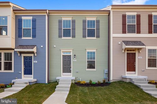 1805 Evans Rd, FREDERICK, MD, 21702-1641 | Card Image