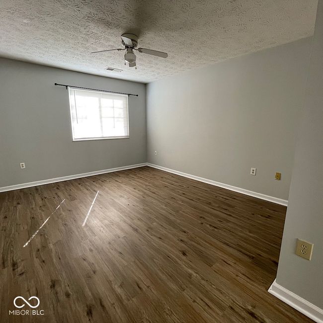 UNIT-101 - 8314 Glenwillow Ln, Condo with 2 bedrooms, 2 bathrooms and null parking in Indianapolis IN | Image 7